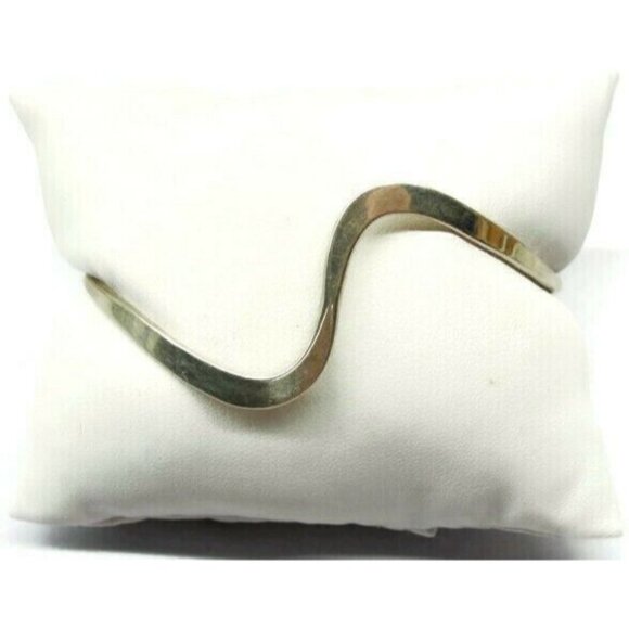 Single Wave Curved Latch Bangle Bracelet Hallmark DP Sterling Silver 925 Patina - Picture 1 of 12